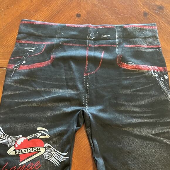 Zora Black & Red Jeans Look Knit Lightweight Leggings One Size NWT - Picture 6 of 9